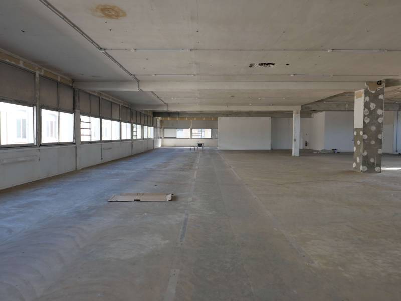 rent an unusual and unique venue for hosting an event in Paris, FRANCE