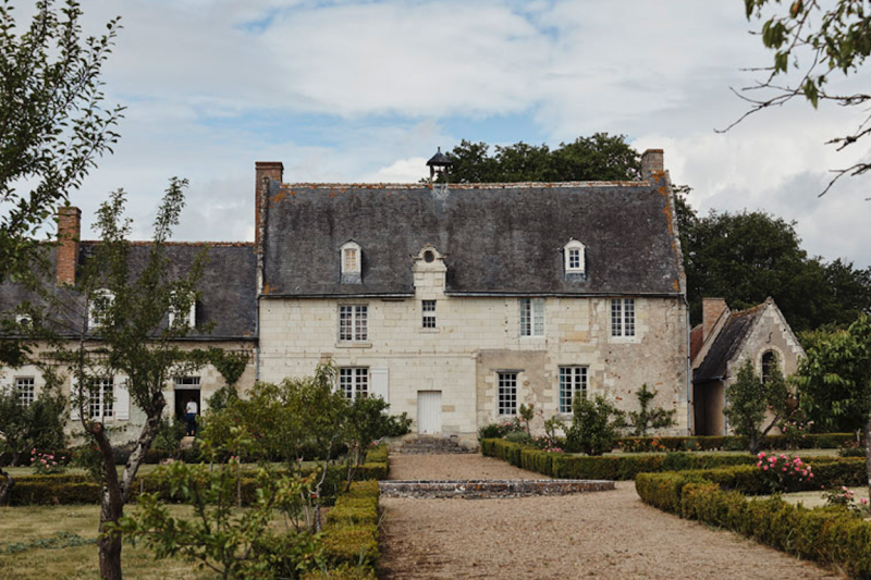 Castle available for rent in FRANCE for professional photoshoots and filming sessions