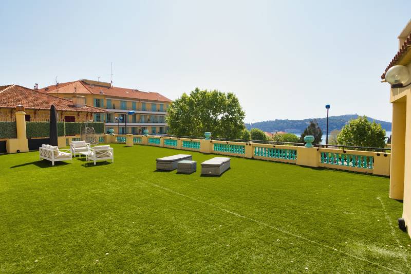 unique and unusual house available for rent in Nice, FRANCE for photo shoots and filming projects