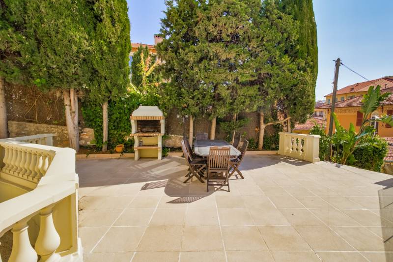 Riviera house with sea view available for filming rentals in Nice, FRANCE