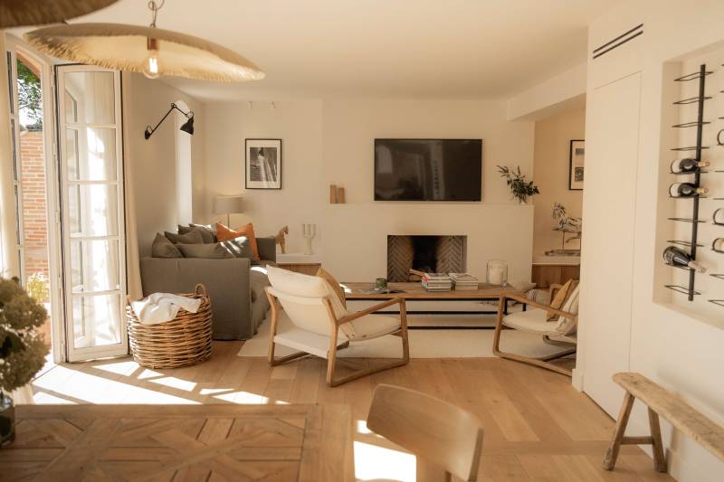 decor for rent for a photoshoot in Toulouse