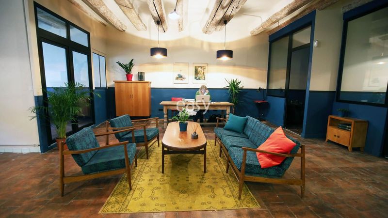 location place available for temporary pop up store in the vibrant city of Marseille