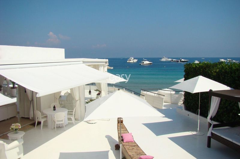 rental of an event venue with an exceptional sea view located in Cannes