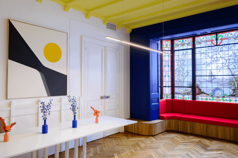 rent a Haussmann-style apartment for an event in Toulouse, France, the perfect location for your special occasion