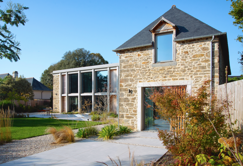 House rental for photoshoots and filming projects located in the beautiful city of Saint-Malo, FRANCE