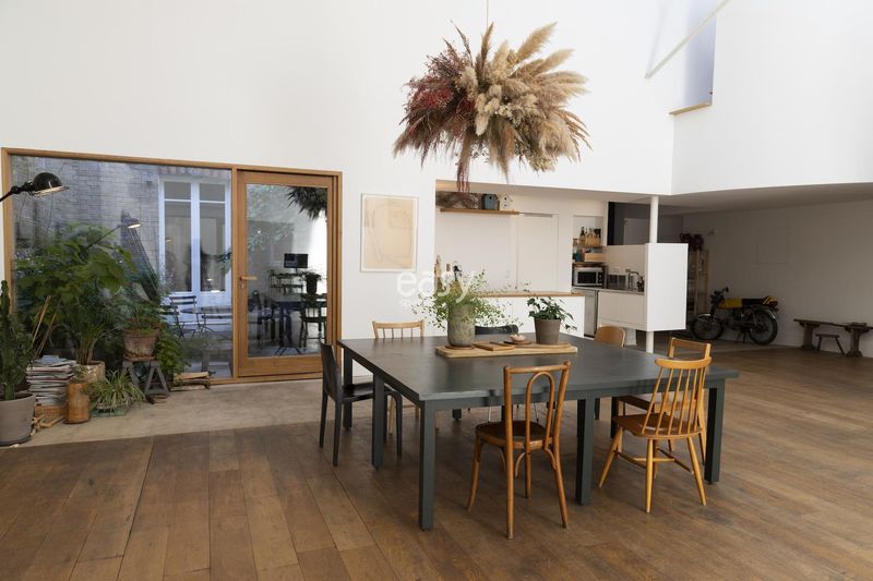 Showroom Available for Rent in Paris and the Greater Île-de-France Region, FRANCE