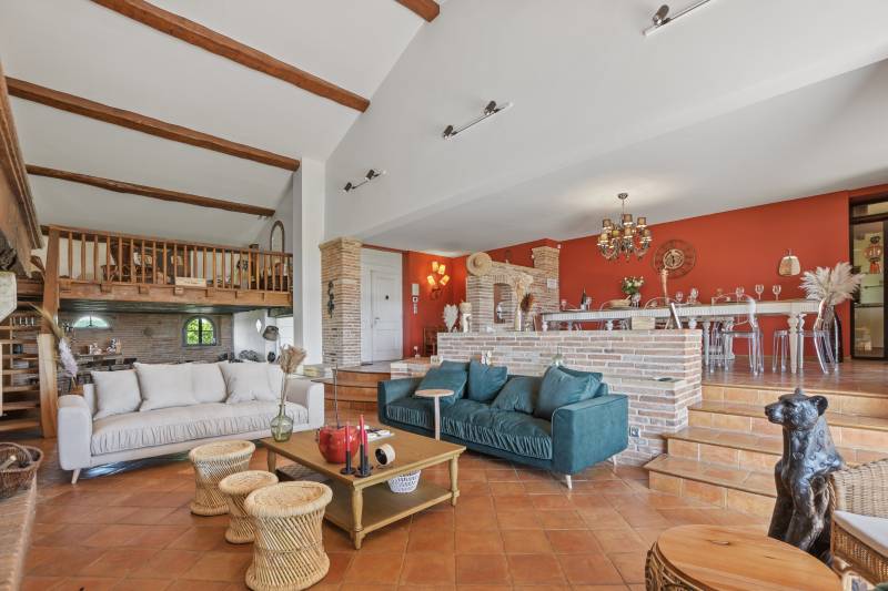 Renting a Domain for Hosting a Large and Memorable Event Near the City of Toulouse in FRANCE