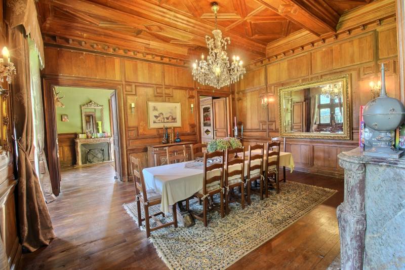 Decor available for rent in Bayonne, France, ideal for professional photo shoots and creative photography sessions