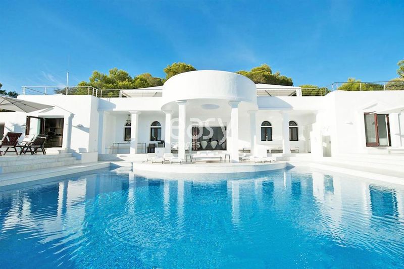 filming locations throughout various beautiful regions in Spain