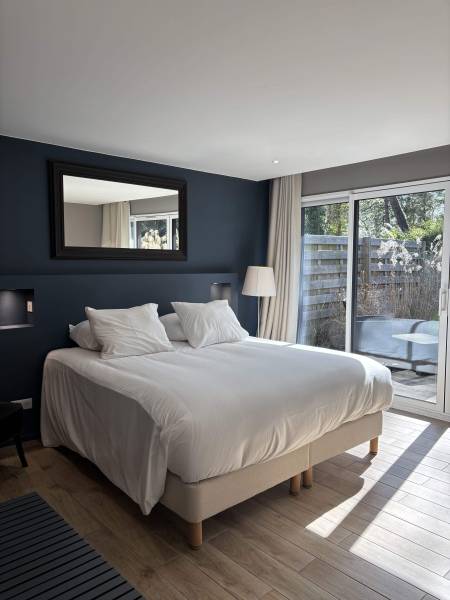 Rent a wooden house for photo shoots, filming and events in Le Touquet