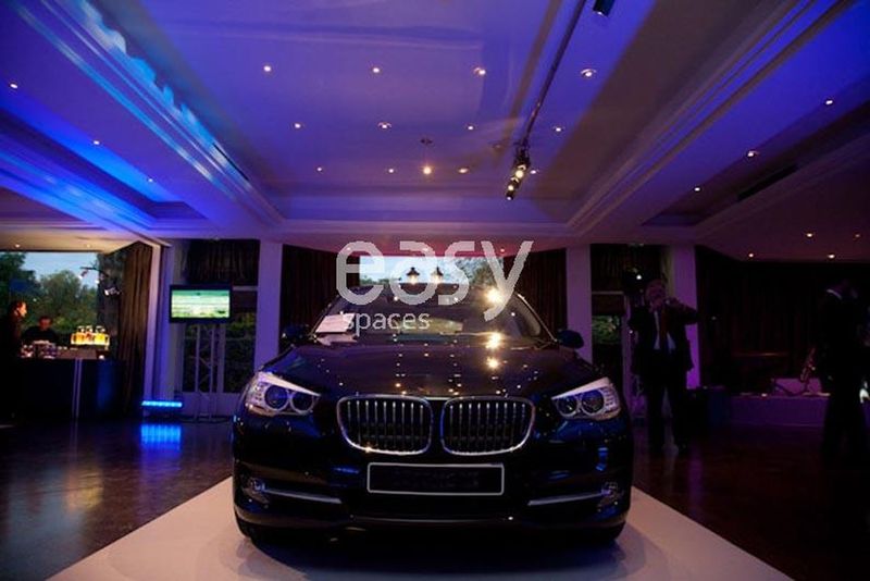 Event space suitable for vehicle launch presentations in the city of Paris