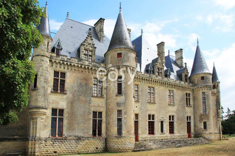 location Filming Location Site in the Historic and Cultural City of Bordeaux