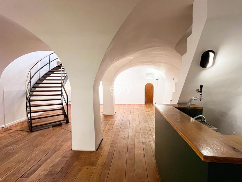 rent a showroom in the city of Paris FRANCE for your next event or presentation