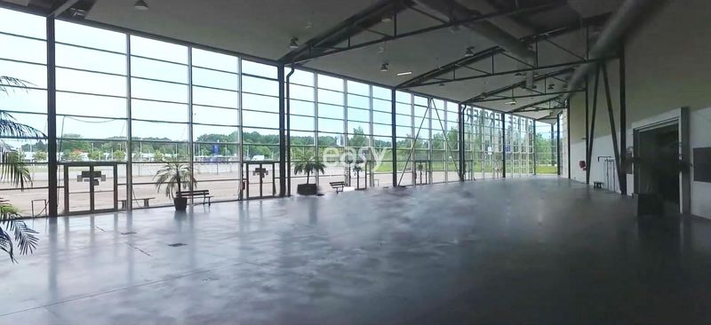 venue location for hosting various event types in Rouen city