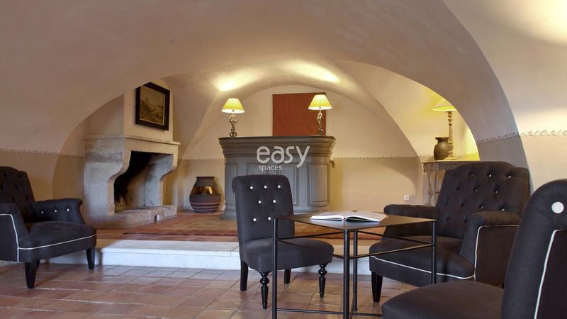 location scouting agency specializing in finding places throughout the southern region of France