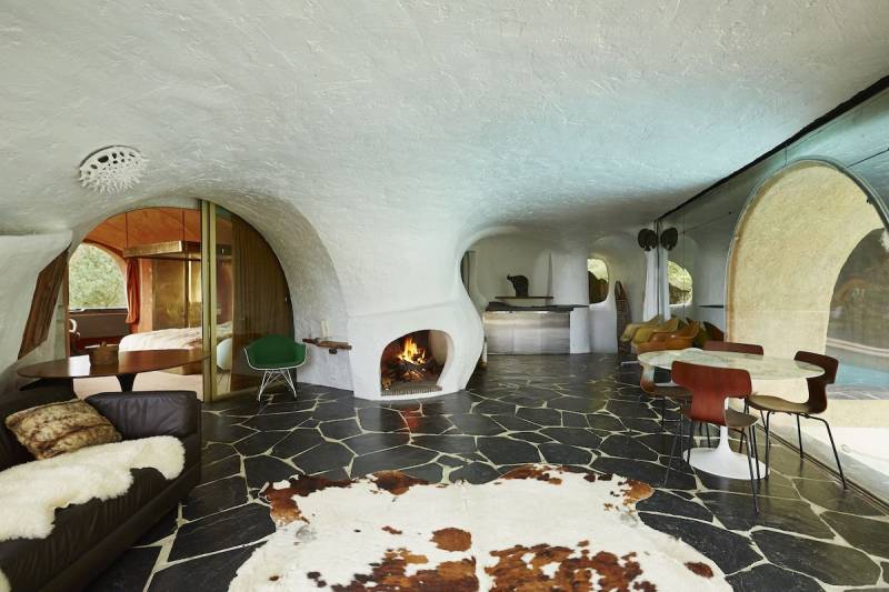 rent a troglodyte villa for a photo shoot in Paris, FRANCE