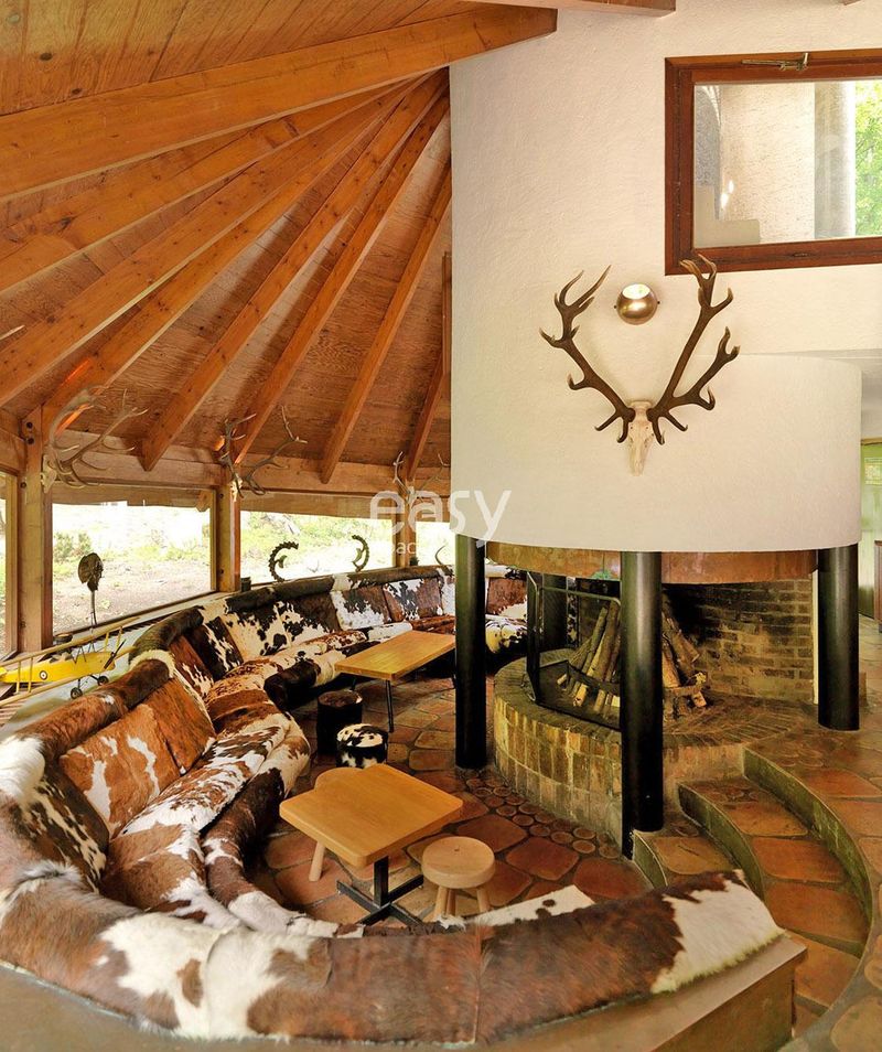 Where Can One Find an Event Decoration Service in the City of Paris?