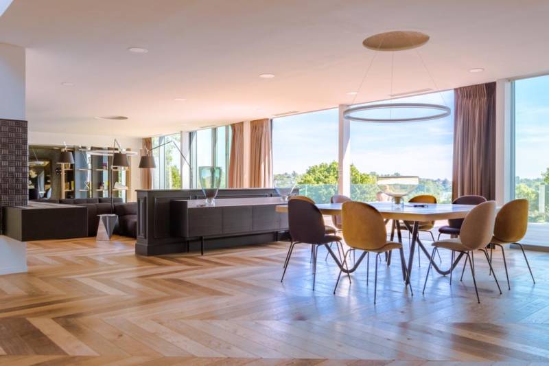 filming location available for rent in France in the city of Nantes