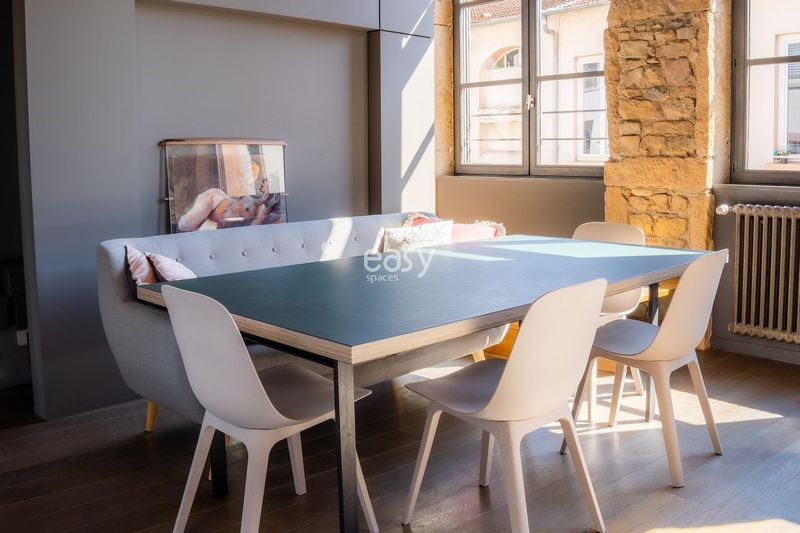 decor for professional photo shooting session in Lyon 69 FRANCE