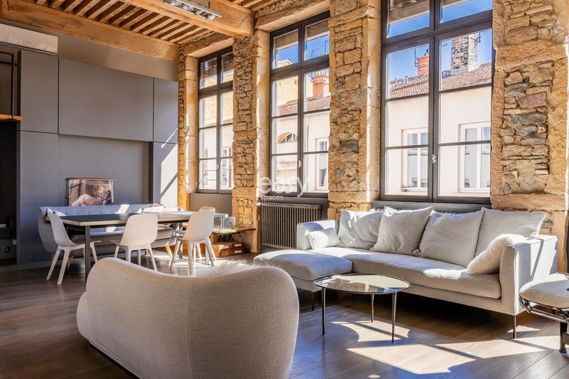 contemporary loft perfectly designed and ideal for hosting events in Lyon FRANCE