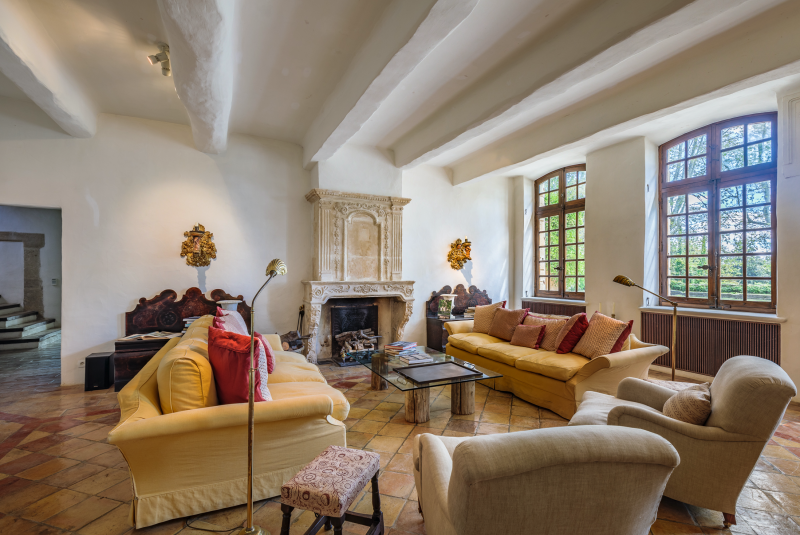 Domain rental for photo shoots in the beautiful Luberon region of France