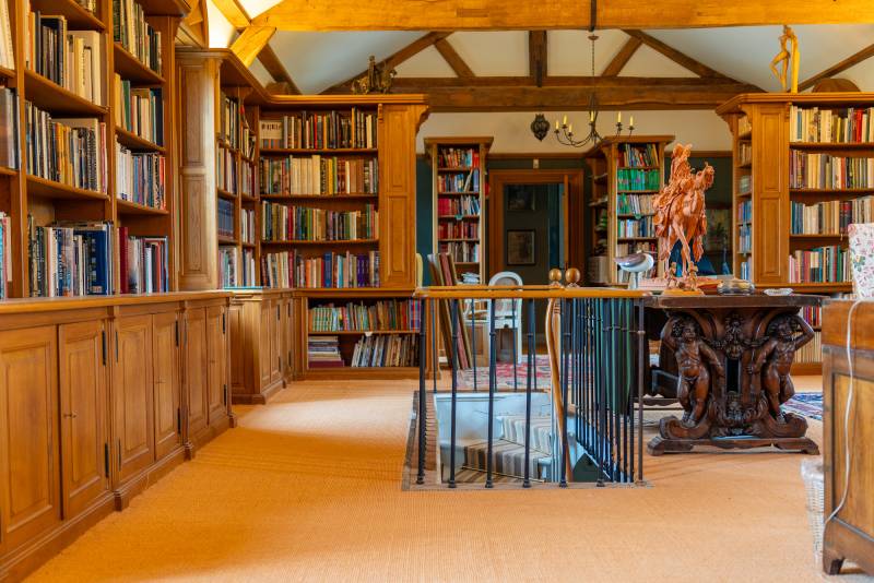 Renting a Castle for an Unforgettable and Exclusive Event in Île-de-France, FRANCE