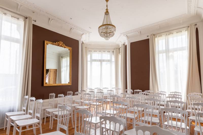 unique and unusual event venue located near Paris in France