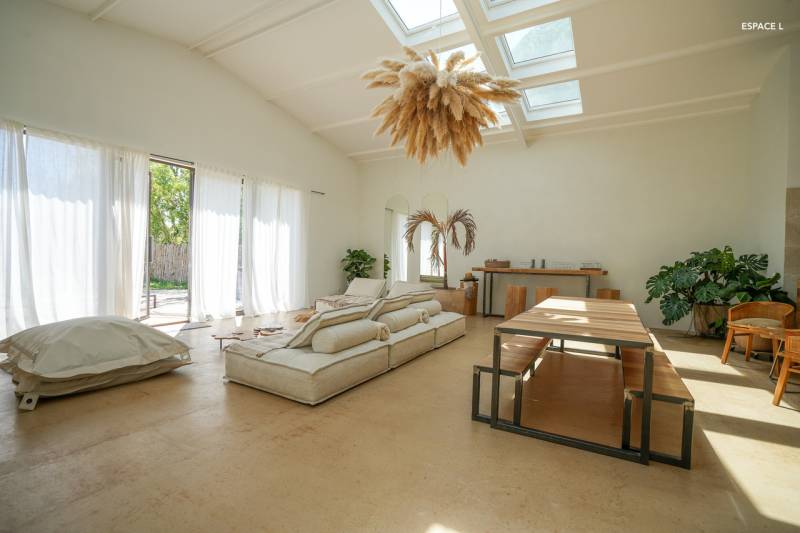 Villa rental in Camargue, France, ideal for professional photo shoots and filming sessions