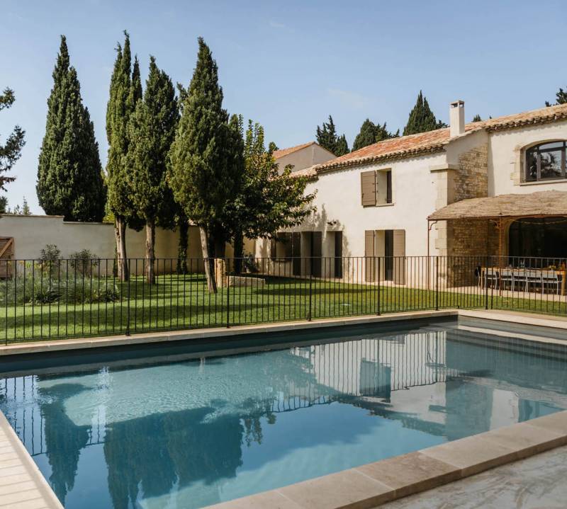 Traditional Provencal farmhouse available for rent for professional photoshoots in Avignon, FRANCE