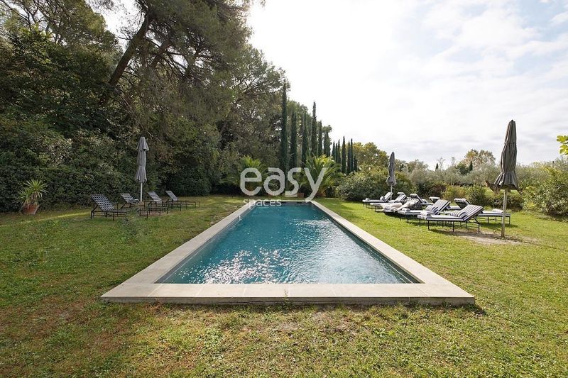 Agency Specializing in Organizing Shooting Locations Specifically in the Provence Region of FRANCE