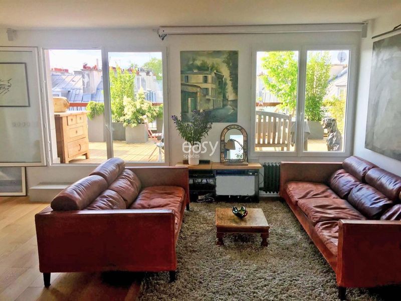 private apartment available for rent specifically intended for photo shoots in the 11th arrondissement of Paris