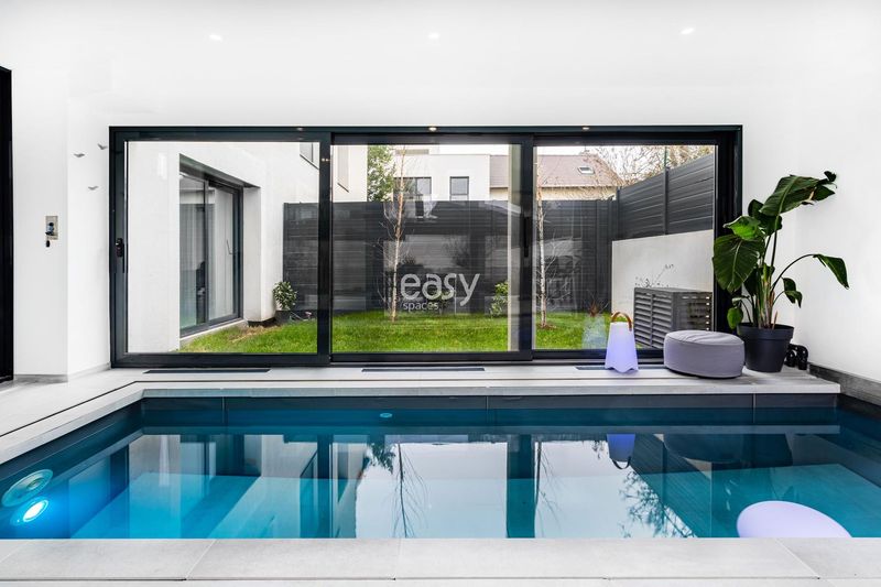 Venue with Swimming Pool for Hosting Corporate and Private Events in Paris, FRANCE