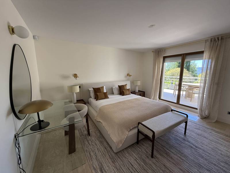 Decor available for rent for photo and video shoots in the Alpes-Maritimes department, France 06