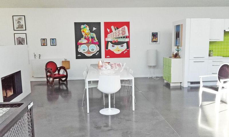 decorative setting for Bordeaux-themed photo shoots featuring rich burgundy and elegant design elements