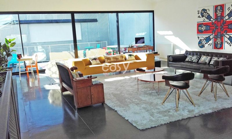 A unique and atypical location perfect for a professional photo shoot in Bordeaux