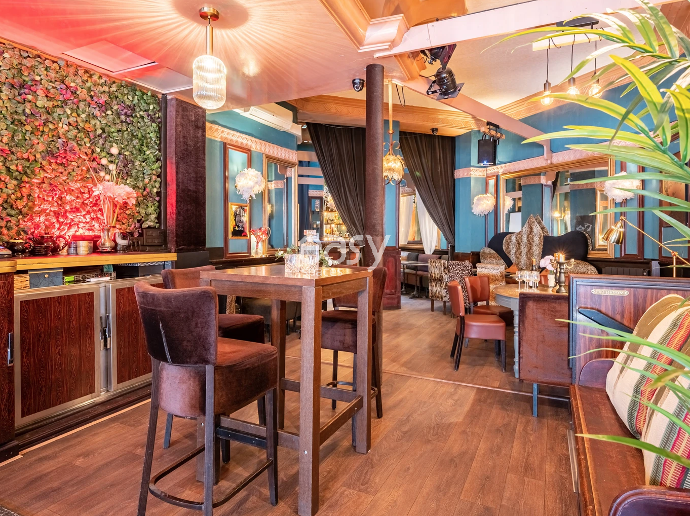 Decorative setting specifically designed for photo shoots in Paris, France