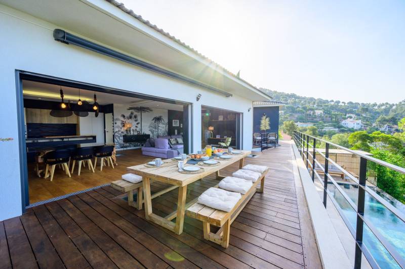 renting a contemporary house for a photo shoot in the Var department of FRANCE
