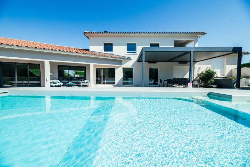 Beautiful Contemporary House Available for Shooting, Filming, or Professional Events Near Lyon France