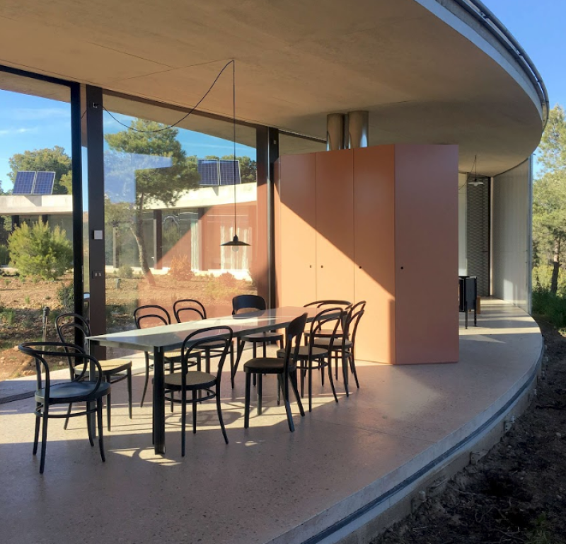 contemporary space for photo production