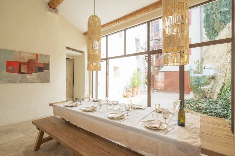 Unusual and unique event venue located in the picturesque region of Provence, FRANCE