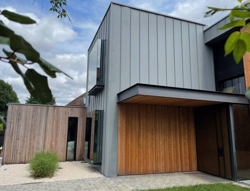 shooting location in the Paris region, FRANCE, suitable for various types of photography projects including commercial and artistic shoots