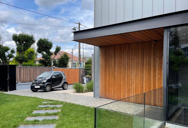 Rental of a house with a garden in Paris, France, ideal for photo shoots and filming sessions