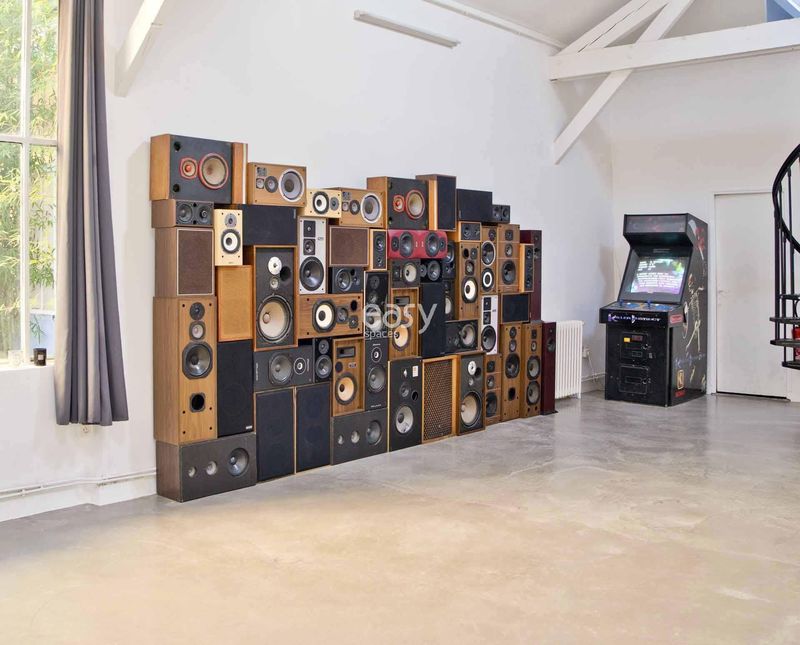 location venue in Paris, France, available for professional photo production and photography shoots