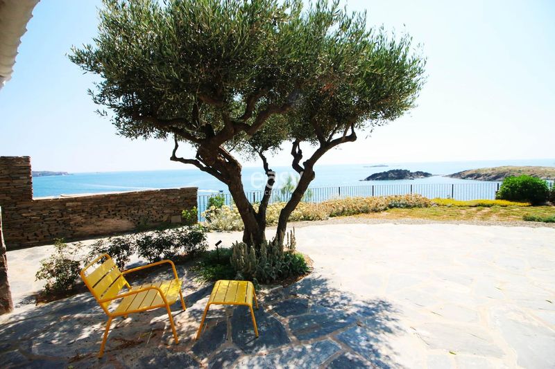 Filming locations with stunning sea views located in Spain