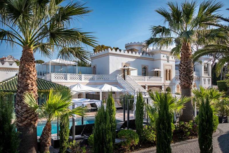 Beautiful Belle Époque Villa Available for Rent for Film Shootings, Photography Sessions, and Event Hosting Near Saint Tropez