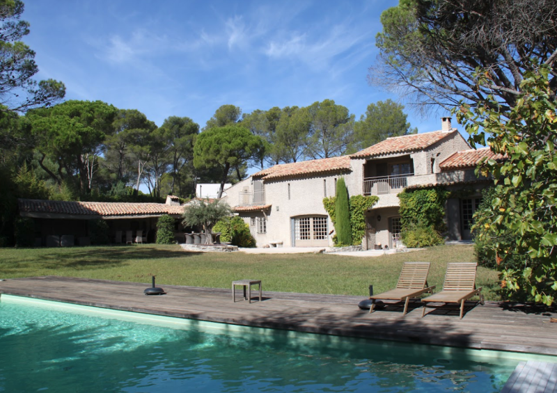 Provençal farmhouse for rent for photo shoots