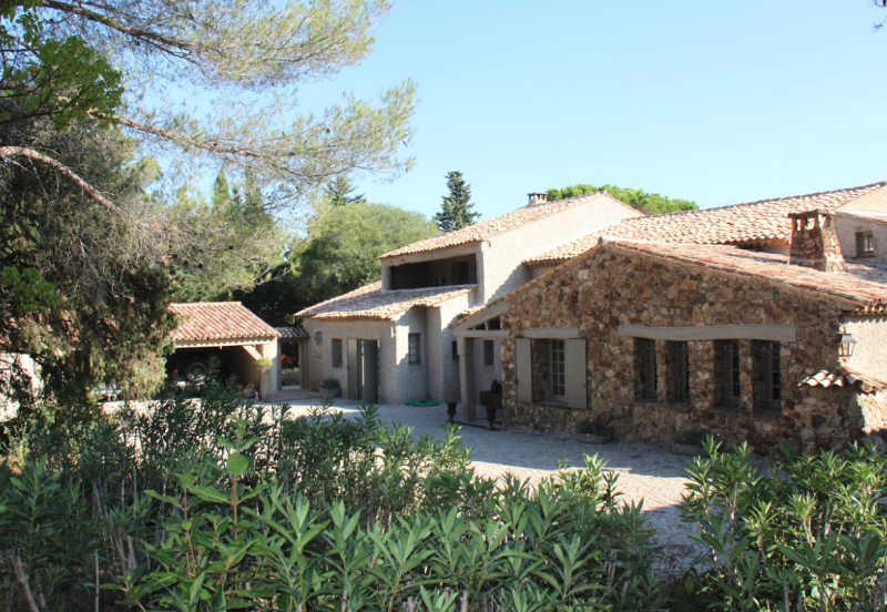 set design for photo shoots in Provence