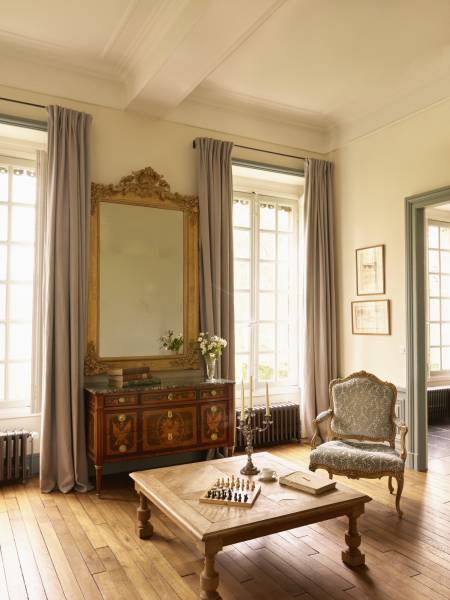 High quality and artistic photoshoot of home linen products in FRANCE