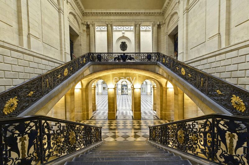 room rental services available in Bordeaux city center for various events