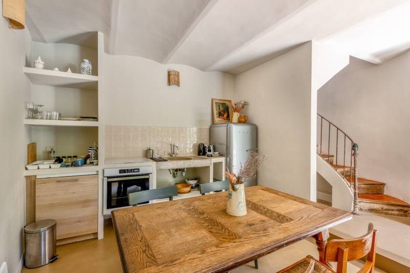 rent a place for hosting a professional workshop event in the Var region of FRANCE